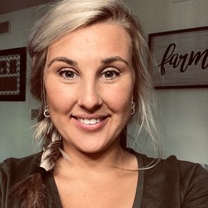 Meet your Posher, Devan